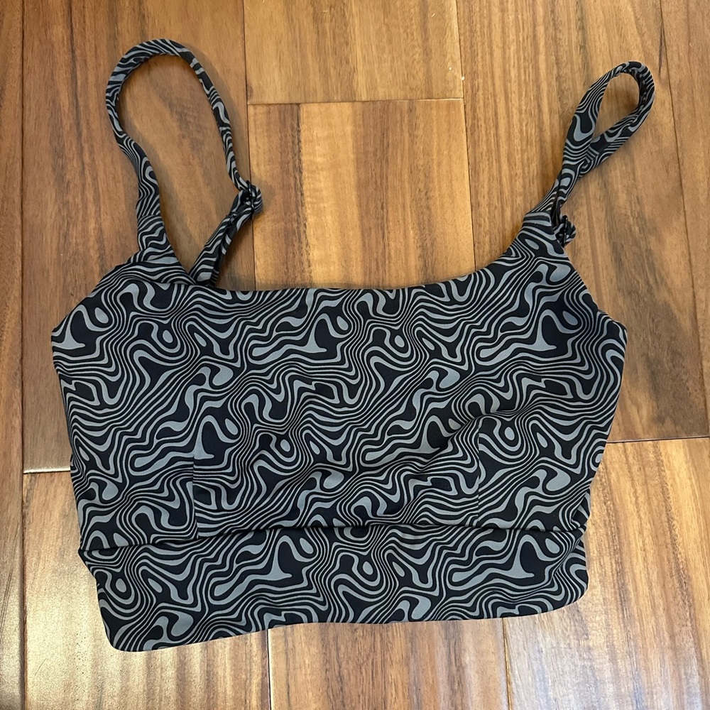 Patterned Black and Gray Sports Bra